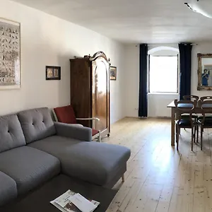 Blick Aufs Goldene Dachl Apartment