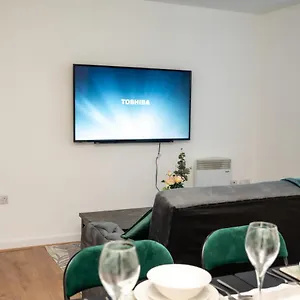 Bv Charming 2-bedroom By Kirkstall Shopping Centre, Free Parking Leeds (West Yorkshire)