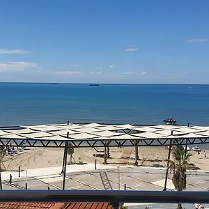  Appartamento Tirona Albania
