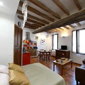 https://studio-langelo.fr-provencehotel.com